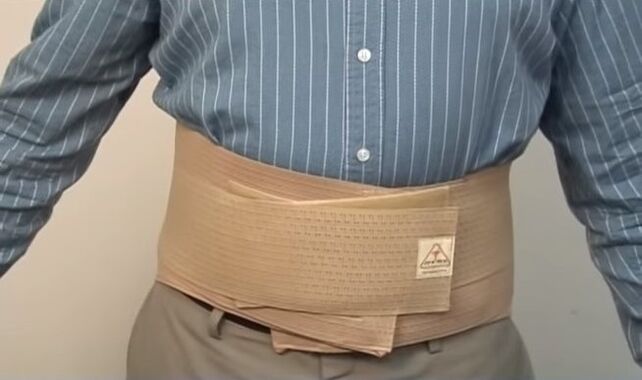 bizkarreko minerako kortsea